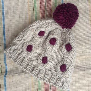 Nirvana Design Pom Pom Beanie